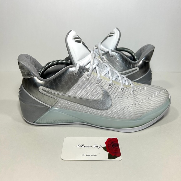 Nike Kobe iD White/Silver (921529 991) Shoes Size: 10 M
